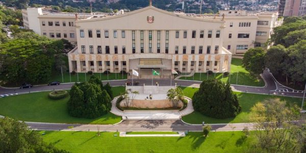 Palácio dos Bandeirantes, sede do governo de SP
Governo de SP