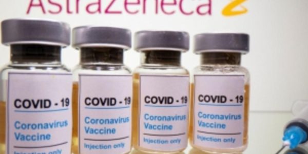 Vacina da Oxford e Fiocruz, a AstraZeneca / Fonte: Dado Ruvic/Reuters via Agência Brasil