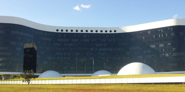 1200px-TRE_nova_sede_brasilia