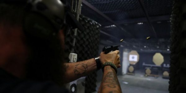 2019-01-15t175904z_1984611220_rc1bae5bddf0_rtrmadp_3_brazil-guns (1)