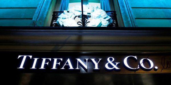 2019-11-24t153904z-219343759-rc2rhd99xsn8-rtrmadp-3-tiffany-m-a-lvmh