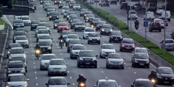 Ações de reforço das equipes da Polícia Rodoviária, do DER, da ARTESP e das concessionárias visam garantir segurança e conforto nas rodovias