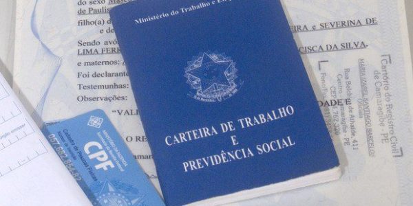 Carteira de trabalho: juíza alegou seguir novas regras para tomar decisão (Foto: Prefeitura de Olinda)