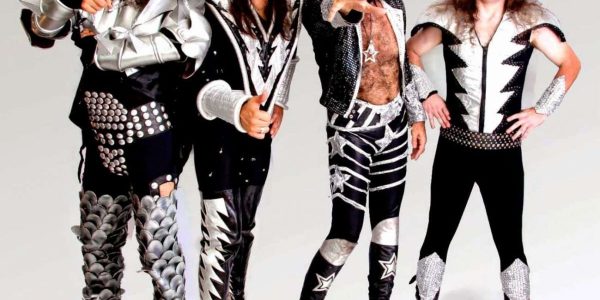 Kiss cover