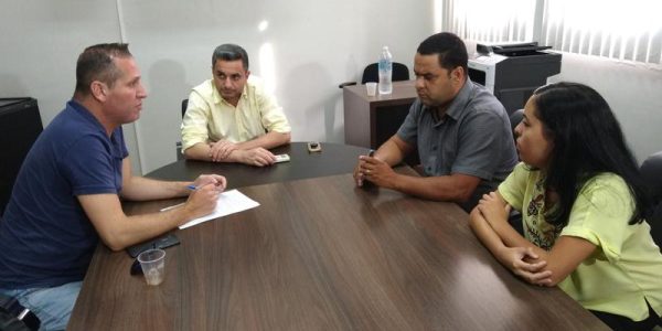 Reuniao_-_Transporte_Aplicativo.2e16d0ba.fill-800x533[1]