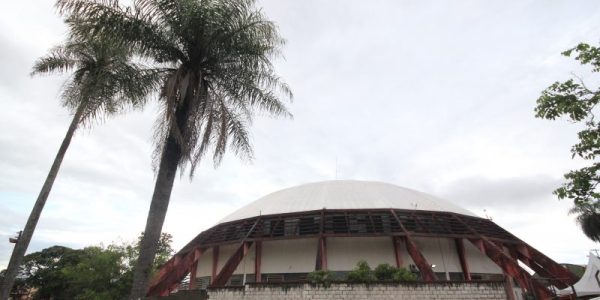 Panela de Pressão.