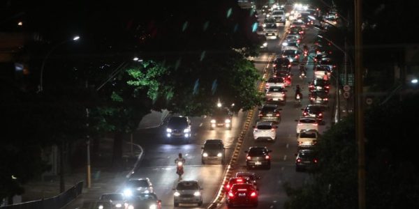 Trânsito na Duque de Caxias