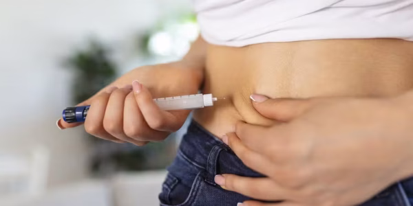 diabetic-patient-using-insulin-pen-making-insulin-injection-home-young-woman-control-diabetes-diabetic-lifestyle