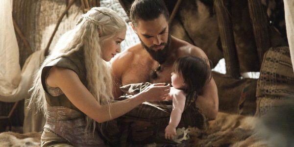 foto-4-daenerys-targaryen-emilia-clarke-sempre-foi-retratada-como-uma-heroina-getty-002-