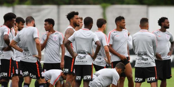 SP - TREINO-CORINTHIANS - ESPORTES - Jogadores durante treino do Corinthians no CT Dr. Joaquim Grava, em São Paulo (SP), nesta terça-feira (13). A equipe se prepara para enfrentar o São Bento pelo Campeonato Paulista 2018. 13/02/2018 - Foto: PETER LEONE/FUTURA PRESS/FUTURA PRESS/ESTADÃO CONTEÚDO