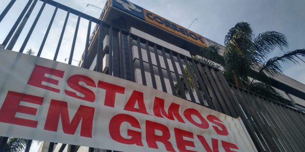 greve-correios-pr-1-[1]