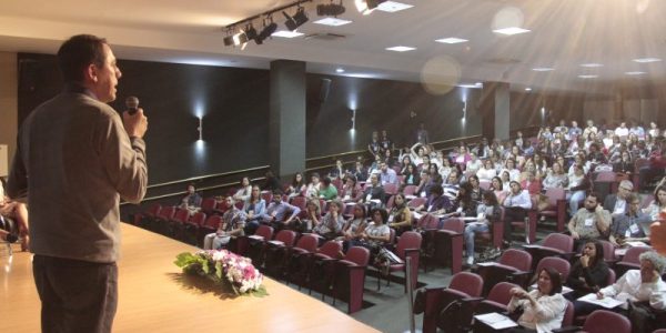 Evento no auditório da USC de Tecnologia Assistiva da Sorri e Unesp, 
Jose Aguiomar Foggiatto