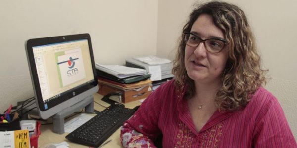 Entrevista com Josiane Fernandes Lozigia Carrapato, do Centro de Testagem e Aconselhamento (CTA):