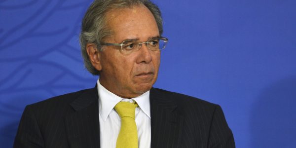 O ministro da Economia, Paulo Guedes, durante cerimônia de sanção da Lei Complementar 420, que cria a Empresa Simples de Crédito (ESC), no Palácio do Planalto.