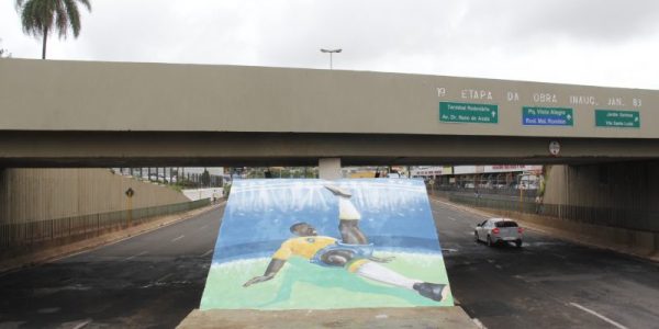 Mural no Viaduto da Nações Ilustração do Pelé