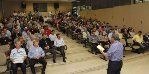 Palestra Construindo Futuro de Bauru
Silvio Barros