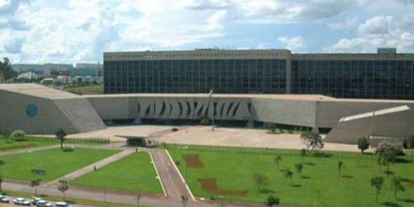 STJ: 830 processos que tramitaram por lá foram arquivados por prescrição em dois anos (Reprodução/Wikimedia Commons)