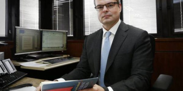 size_960_16_9_tony-volpon2[1]