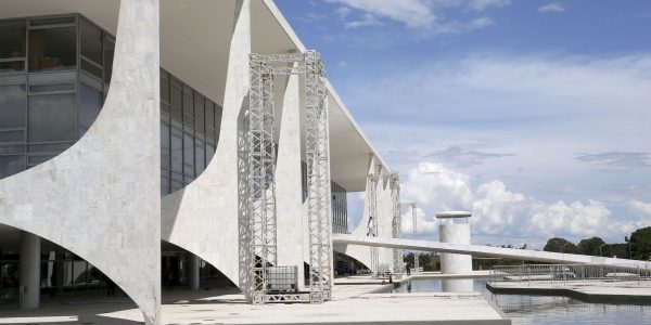 Brasilia 27 12 2018 -Preparativos para posse presidencial no Palacio do Planalto
Funcionários fazem limpeza e manutenção no Palácio do Planalto para posse do presidente eleito, JairBolsonar Wilson Dias/Ag. Brasil