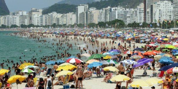 xPraia_Leme.jpg.pagespeed.ic.tH1SbHgghr
